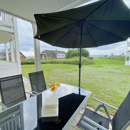 Haus Ruegenscher Bodden Whg 03 Mit Meerblick