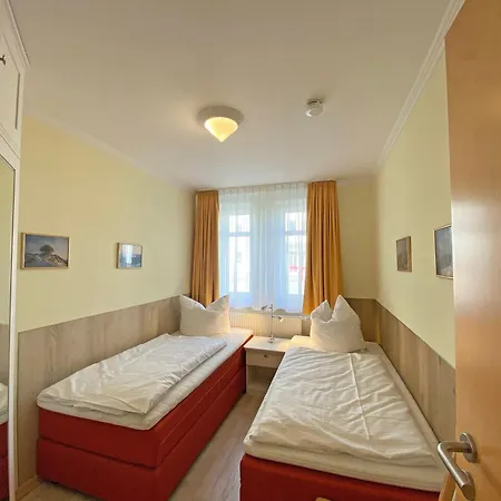 Haus Ruegenscher Bodden Whg 03 Mit Meerblick